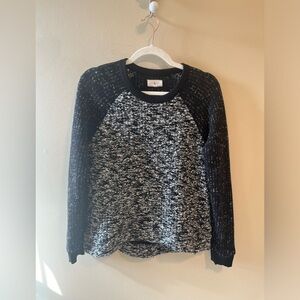 Lou & Grey soft and cozy blue grey white crewneck sweater small